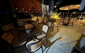 202 RESIDENCIAL JC APARTAMENTO ESTUDIO, um lugar pra ficar